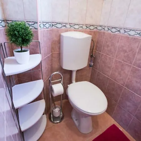 3 Bedrooms Dmt Apartman