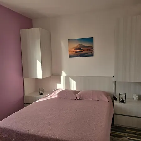 3 Bedrooms Dmt Apartment Kastela