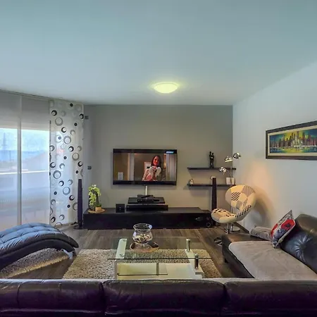 Apartment 3 Bedrooms Dmt *
