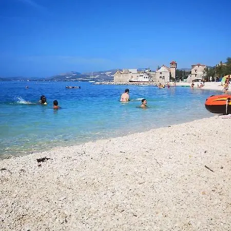 3 Bedrooms Dmt Apartment Kastela