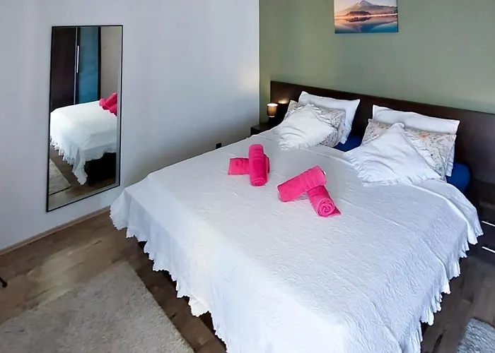 Apartament 3 Bedrooms Dmt Kaštela