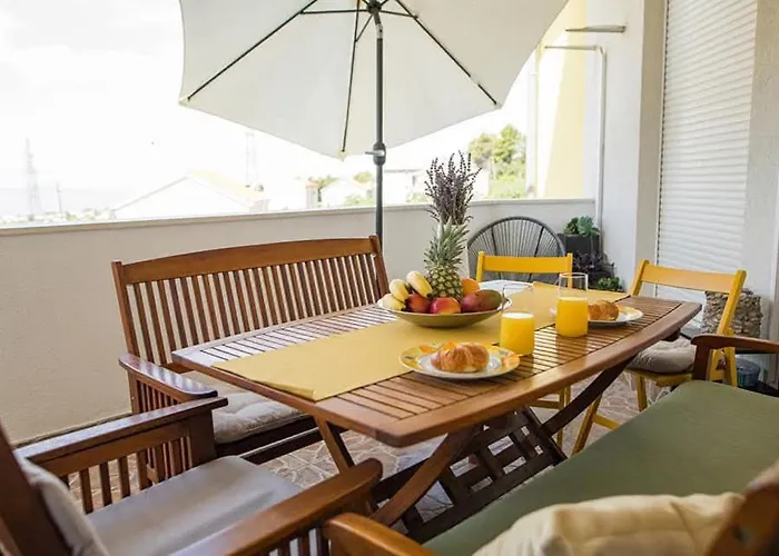 3 Bedrooms Dmt Apartament Kaštela