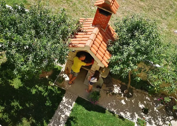 3 Bedrooms Dmt Apartament *